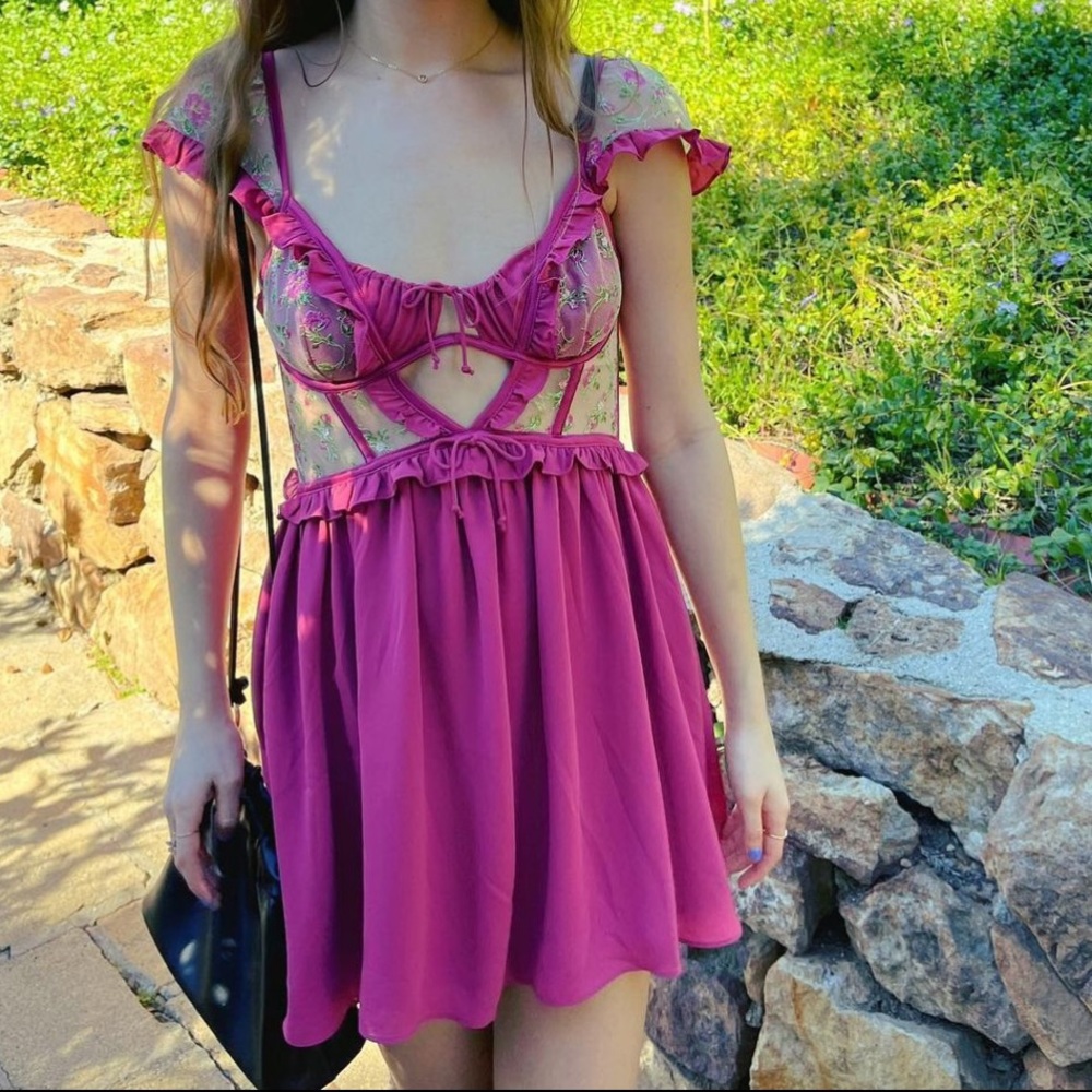 FOR LOVE & LEMONS Camila Sleeved Slip Dress - Picture 4 of 16